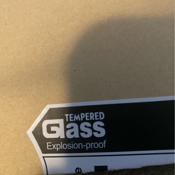 Samsung Galaxy S20 screen protector - Picture 4 of 5